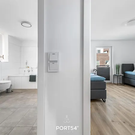 Sloop-lounge *